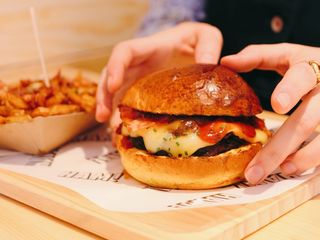 Nueva Cabramelizada Rus Burger 