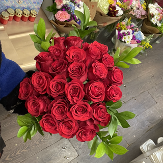 buchet 81 trandafiri rosii