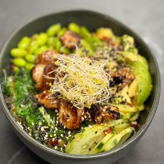 POKÉ BOWL DE POLLO