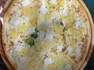 Пицца 4 сыра
(0.655г)