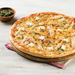 Sweet Chilli Chicken And Feta Pizza