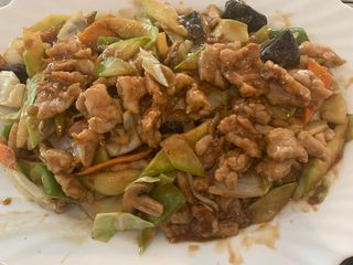 57. Свинско със зеленчуци (800гр)