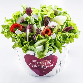 Салата Пет съставки + говеждо месо (300г)