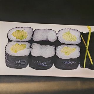 75. Maki De Pepino (8 Uds.)