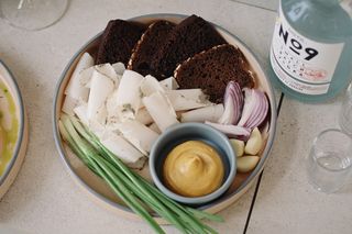 Тарілка сала(230г)