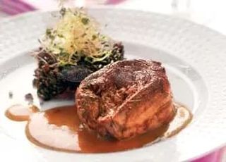 Телешки стек със сос от манатарки и ориз Басмати (400г)