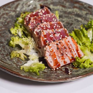 86. Teppanyaki Maguro Tataki 12 pezzi
