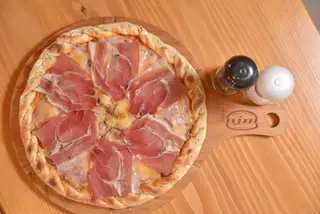 Pizza Pršut