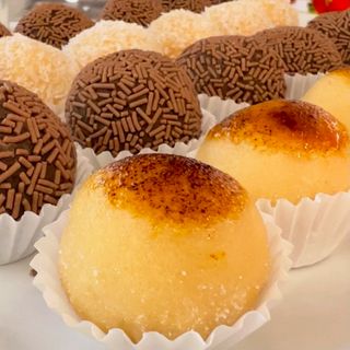 Brigadeiro de Leite Creme/ Creme Brulee