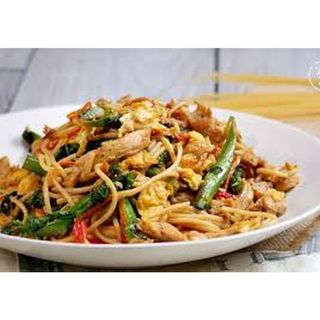 Chicken Stir Fried Pasta
