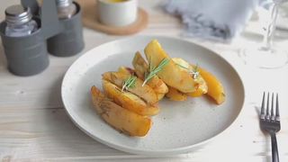 Cartofi la cuptor cu rozmarin 200g