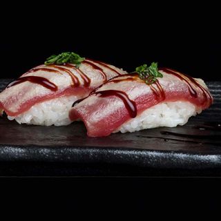 Nigiri crispy tuna In