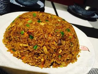 811A. Arroz Frito Con Ternera