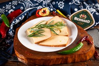 შებოლილი სულგუნი