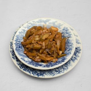 Berenjenas Salteadas Con Carne A La Cazuela Ligeramente Picante