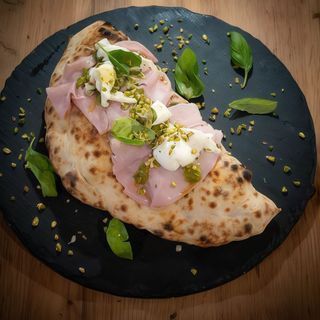 Calzone pistacchiosa cotto