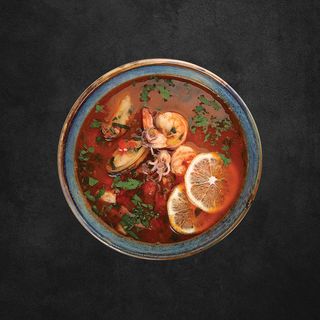 Supa din produse de mare "Buyabes"