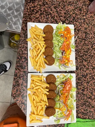 Plato Falafel