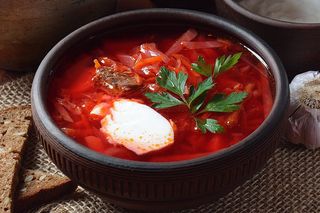 Борщ по Домашньому зі сметаною (350/50г)