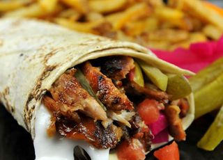 Голям дюнер с телешко