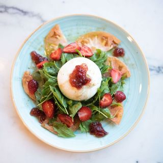 Ensalada De Burrata