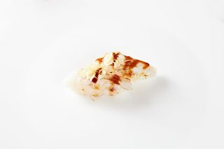 195. Nigiri suzuki scottato  - 2 pezzi