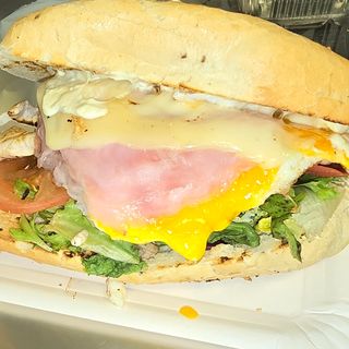 Bocadillo De Lomo Especial