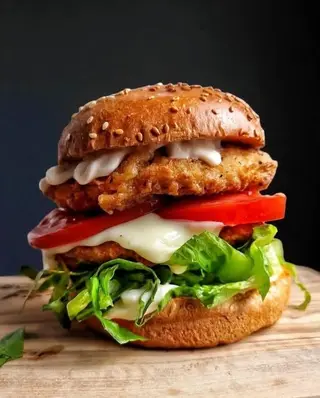 Double Chicken Bon Burger With Salad And Sauce
