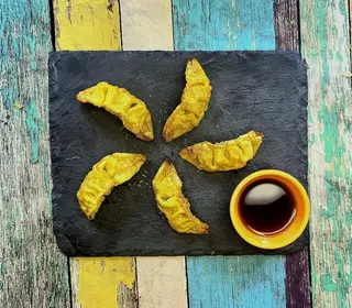 Gyozas de Pollo al Curry