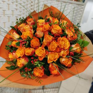 Bukiet pomarańczowych róż duży 25 sztuk