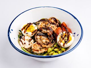 Боул з тигровими креветками, кіноа, Бобами едамаме  (270г)