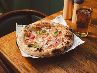 Pizza No 19.C Meat Parade