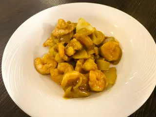 23 Gamberetti in salsa curry
