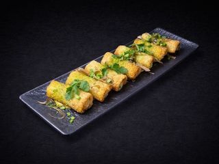 Спрінгроли з пряною свининою (145g)