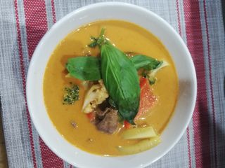 Curry Rojo Con Ternera (Thai)