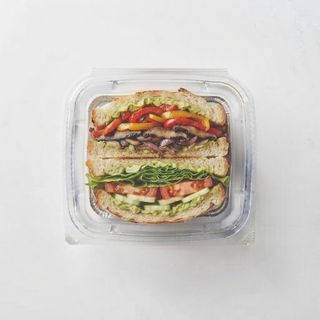 Vegetable Sandwich + chips