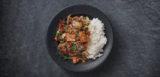 Tofu sa povrćem u soja sosu