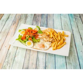 Pechuga De Pollo Con Guarnición