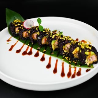 95 Uramaki black sake