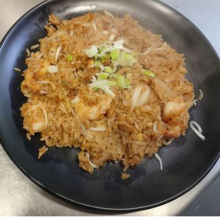 Arroz frito con gambas