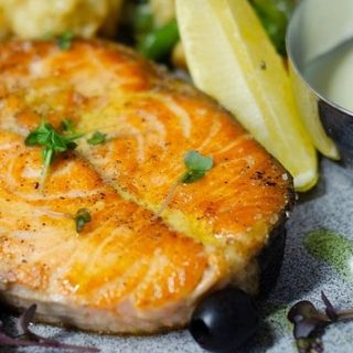 Стейк лосося з овочами 230г