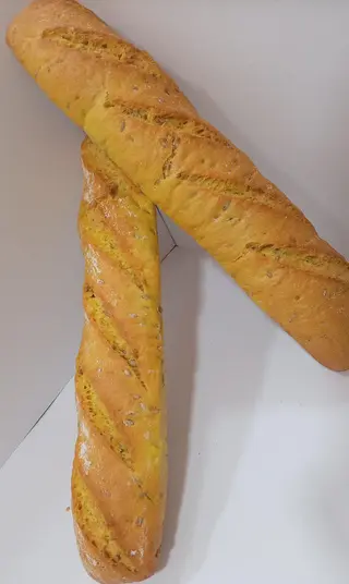 Trainera De Maíz Con Masa Madre