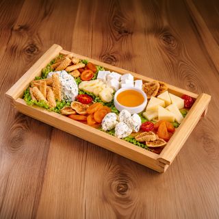 Platou de cașcavaluri
