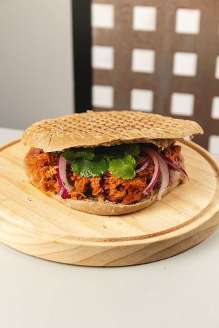 Campero De Cochinita