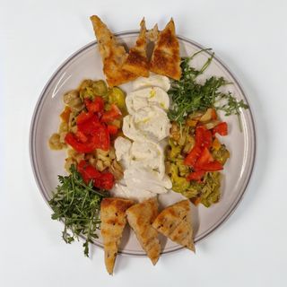 Verdure miste saltate con bufala Campana