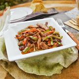 Pollo Con Champiñones