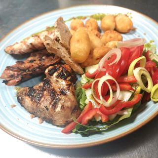 Mix grill de pui 410 g produs finit