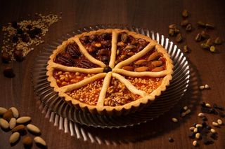 Crostată cu caise și semințe