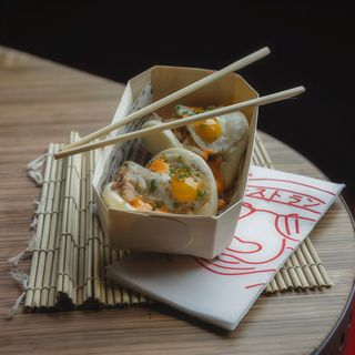 Bao de Chipirones Fritos (2 Uds.)