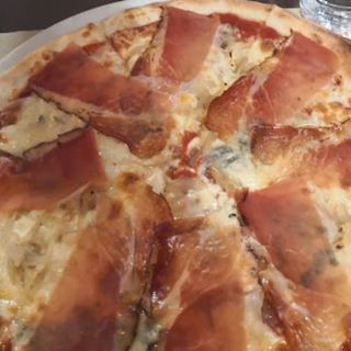 Pizza Speck E Gorgonzola